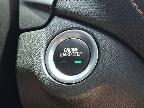 Used 2019 Chevrolet Equinox Premier AWD/4WD image 24