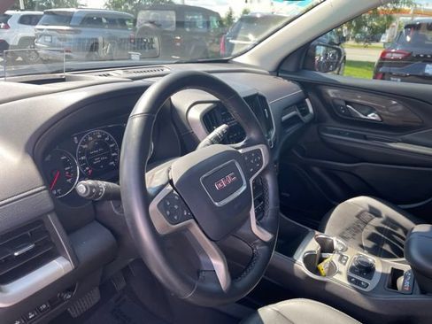 Certified 2024 GMC Terrain Denali w/ Black Diamond Edition AWD/4WD image 9