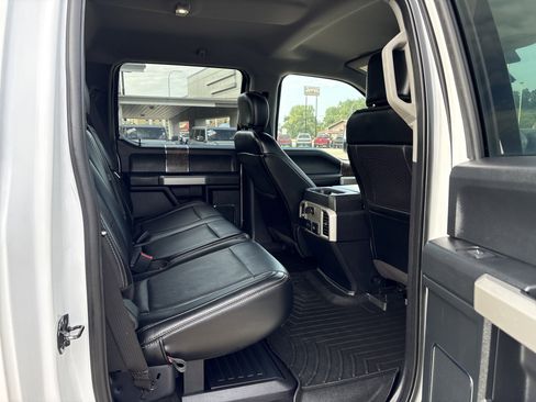 Used 2019 Ford F250 Lariat w/ Tow Technology Bundle image 7