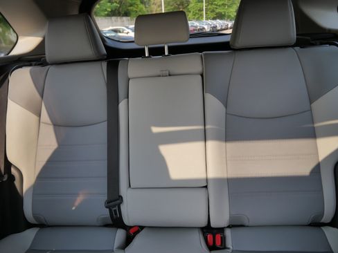 Certified 2022 Toyota RAV4 XLE Premium AWD/4WD image 14
