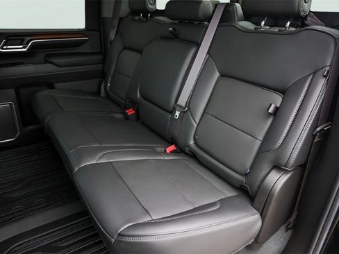 Used 2024 GMC Sierra 3500 Denali w/ Denali Reserve Package image 27