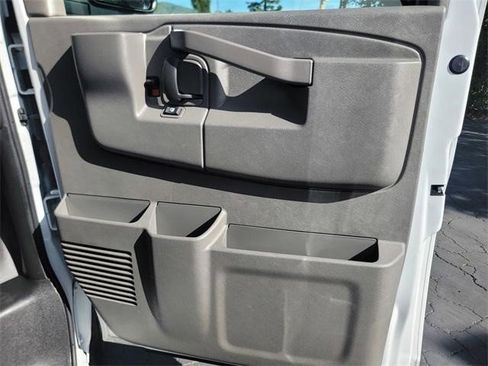 Certified 2025 Chevrolet Express 2500 Extended w/ Driver Convenience Package image 25