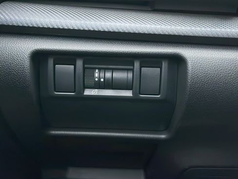 Certified 2025 Subaru Crosstrek 2.5i Limited w/ Crosstrek Mirror Package image 18