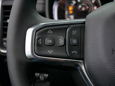 New 2026 RAM 2500 Laramie AWD/4WD image 26