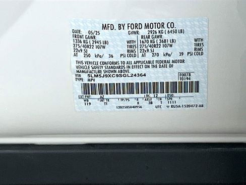 Used 2025 Lincoln Aviator Black Label AWD/4WD image 36