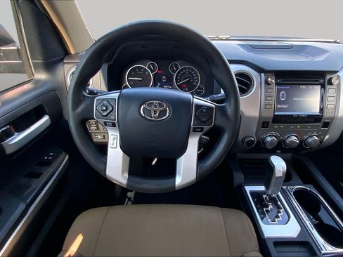 Used 2014 Toyota Tundra SR5 w/ SR5 Upgrade Package AWD/4WD image 6