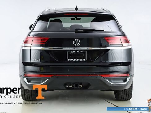 Used 2023 Volkswagen Atlas Cross Sport SE w/ Panoramic Sunroof Package FWD image 46