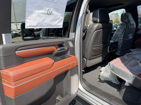 New 2026 GMC Sierra 3500 Denali Ultimate image 13