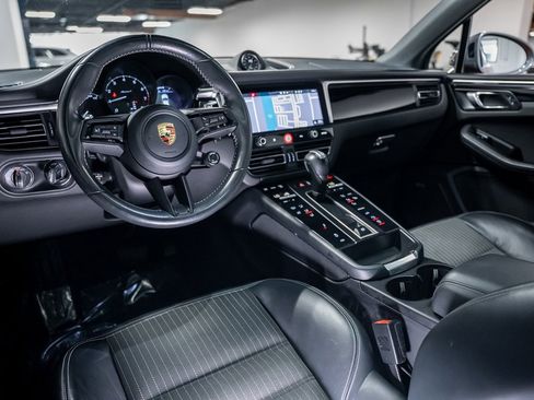 Used 2023 Porsche Macan T image 39