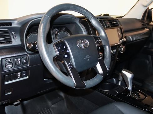 Used 2023 Toyota 4Runner TRD Off-Road image 39