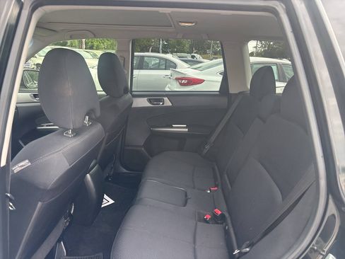 Used 2012 Subaru Forester 2.5X Premium w/ All-Weather Pkg AWD/4WD image 12