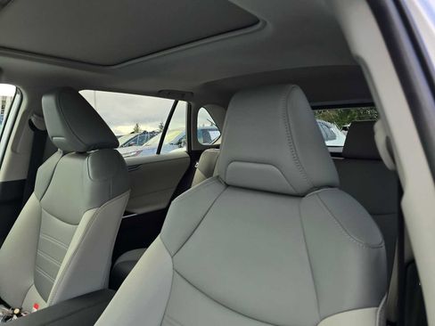 Certified 2025 Toyota RAV4 XLE Premium image 24