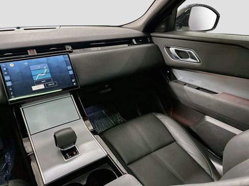 Certified 2025 Land Rover Range Rover Velar S AWD/4WD image 24