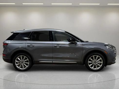 Certified 2022 Lincoln Corsair AWD w/ Premium Package image 2