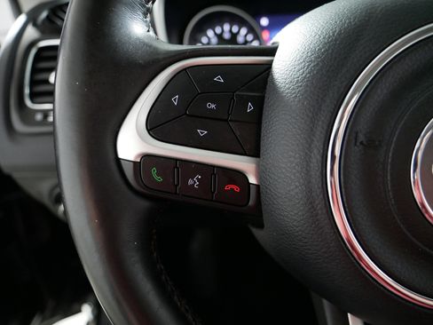 Used 2018 Jeep Compass Limited AWD/4WD image 27