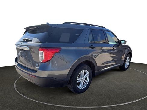 Used 2020 Ford Explorer XLT w/ Comfort Package image 6