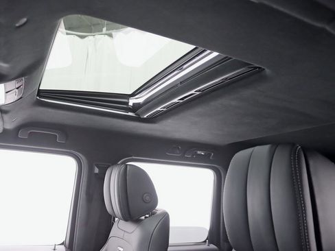 Used 2021 Mercedes-Benz G 63 AMG 4MATIC image 36