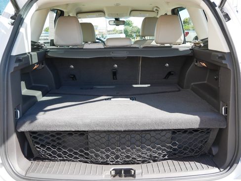 Used 2016 Ford C-MAX Energi SEL w/ Equipment Group 302A image 8