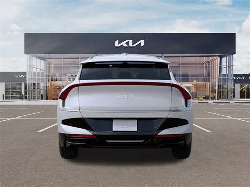 New 2025 Kia EV6 Light image 5