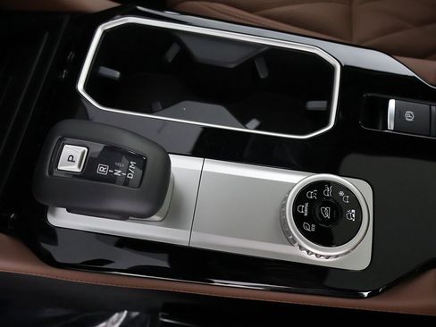 New 2025 Mitsubishi Outlander SEL image 55