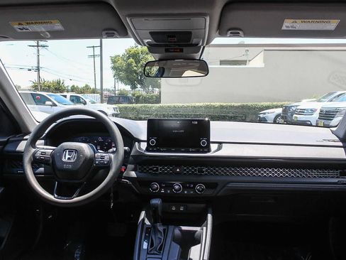 Used 2023 Honda Accord LX image 17
