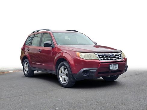 Used 2011 Subaru Forester 2.5X AWD/4WD image 1