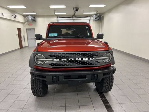 Certified 2022 Ford Bronco Badlands w/ Sasquatch Package AWD/4WD image 3