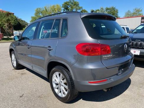 Used 2018 Volkswagen Tiguan Limited w/ Premium Package image 4