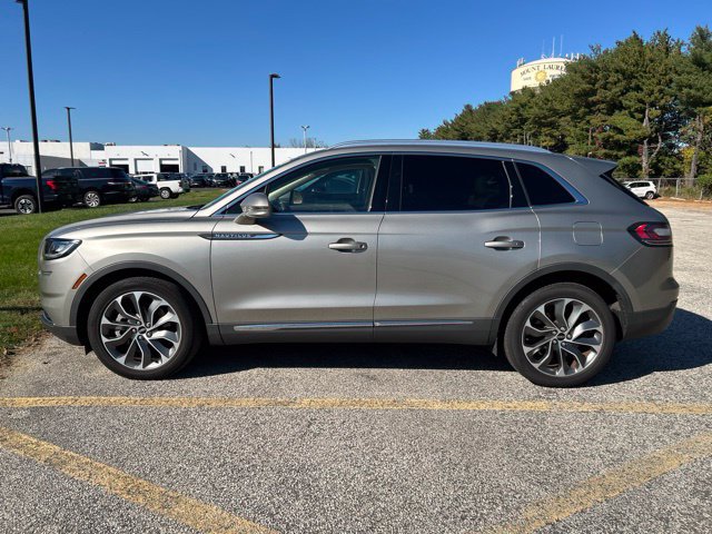 Used 2023 Lincoln Nautilus Reserve AWD/4WD image 3