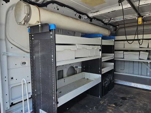 Used 2015 Ford Transit 250 250 image 28