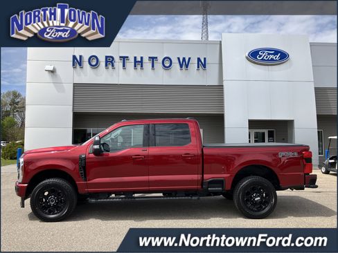 Used 2025 Ford F350 XLT w/ Black Appearance Package AWD/4WD image 1