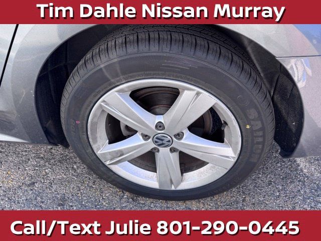 Used 2015 Volkswagen Passat 1.8T Limited Edition FWD image 25