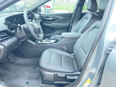 Used 2025 Buick Envista Sport Touring image 27
