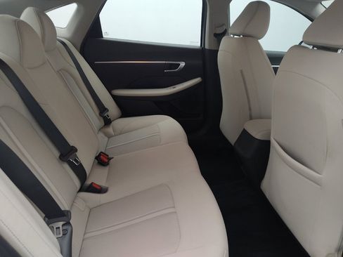 Used 2022 Hyundai Sonata SE w/ Cargo Package FWD image 19