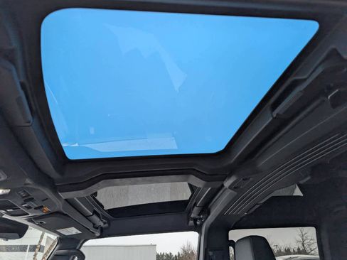 Certified 2024 GMC Hummer EV 3X w/ Extreme Off-Road Package image 21