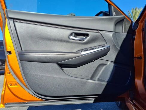 Used 2022 Nissan Sentra SR w/ Electronics Package image 22