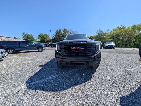 Used 2024 GMC Sierra 1500 Elevation w/ Elevation Premium Package AWD/4WD image 10