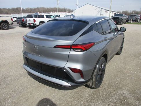 New 2026 Buick Envista Sport Touring image 5