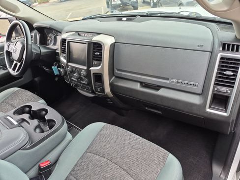 Used 2017 RAM 1500 Big Horn AWD/4WD image 31