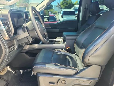 Used 2025 Ford F350 Lariat w/ Lariat Ultimate Package AWD/4WD image 25