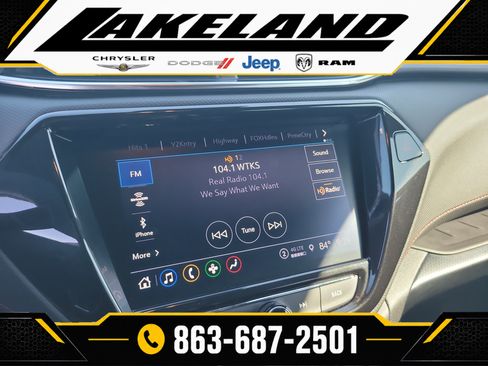Used 2022 Chevrolet TrailBlazer RS w/ Technology Package FWD image 20