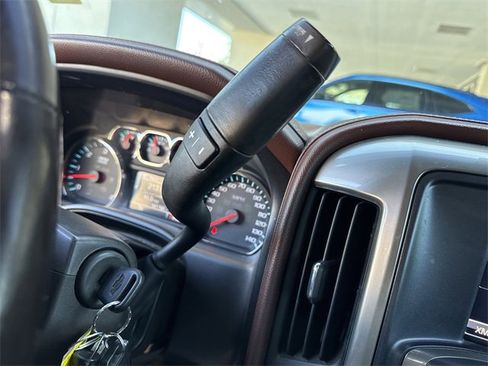 Used 2014 Chevrolet Silverado 1500 High Country w/ High Country Premium Package image 24