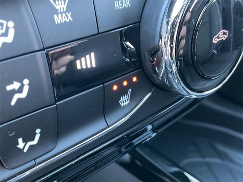 New 2026 Chevrolet Trax ACTIV w/ Sunroof Package image 26