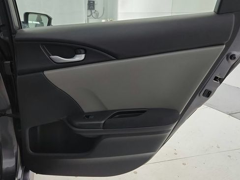 Used 2018 Honda Civic EX-T image 16