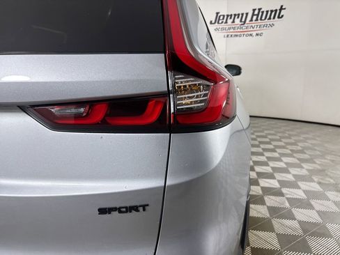 Used 2025 Honda CR-V Sport image 35