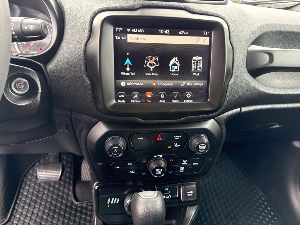 Certified 2023 Jeep Renegade Latitude AWD/4WD image 13
