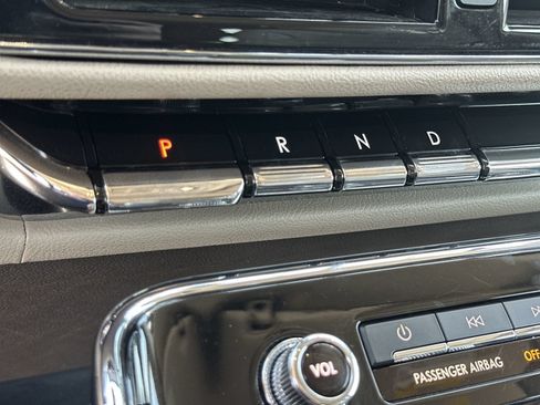 Used 2023 Lincoln Navigator Reserve AWD/4WD image 23