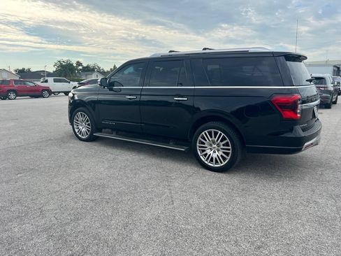Used 2022 Ford Expedition Max Platinum AWD/4WD image 4