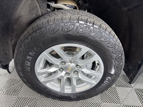 Used 2019 Chevrolet Silverado 1500 LT w/ All-Star Edition image 7