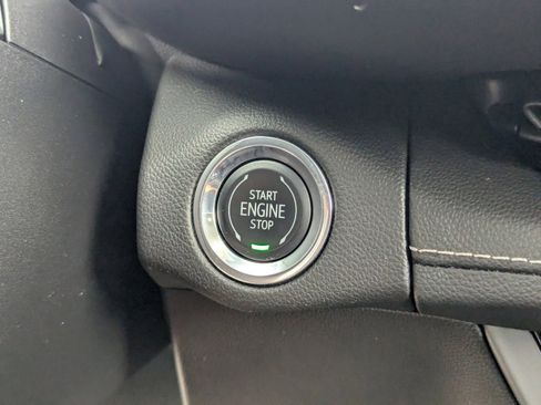 Used 2022 Buick Envision Preferred image 32